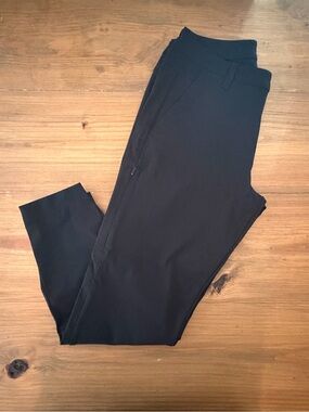 BYLT Everyday Slim Fit Jogger in Black